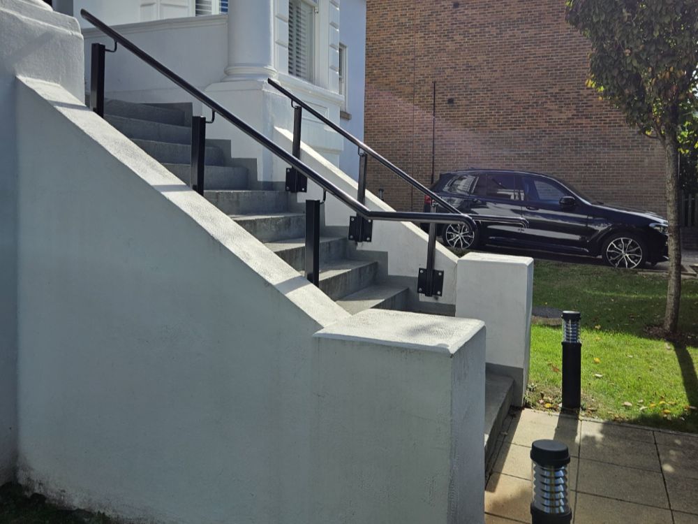 Avenue Elmers Handrails 2